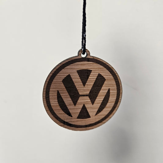 Wooden scented pendant | own image